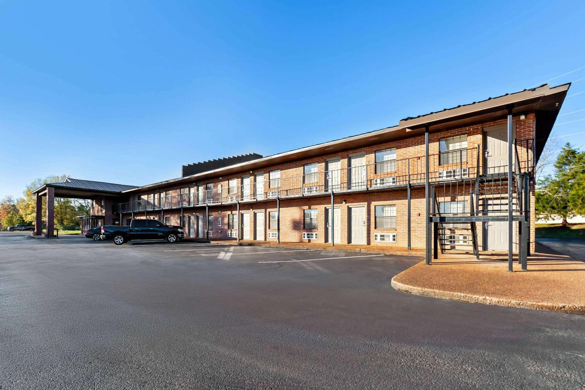 Days Inn By Wyndham Brownsville Eksteriør bilde