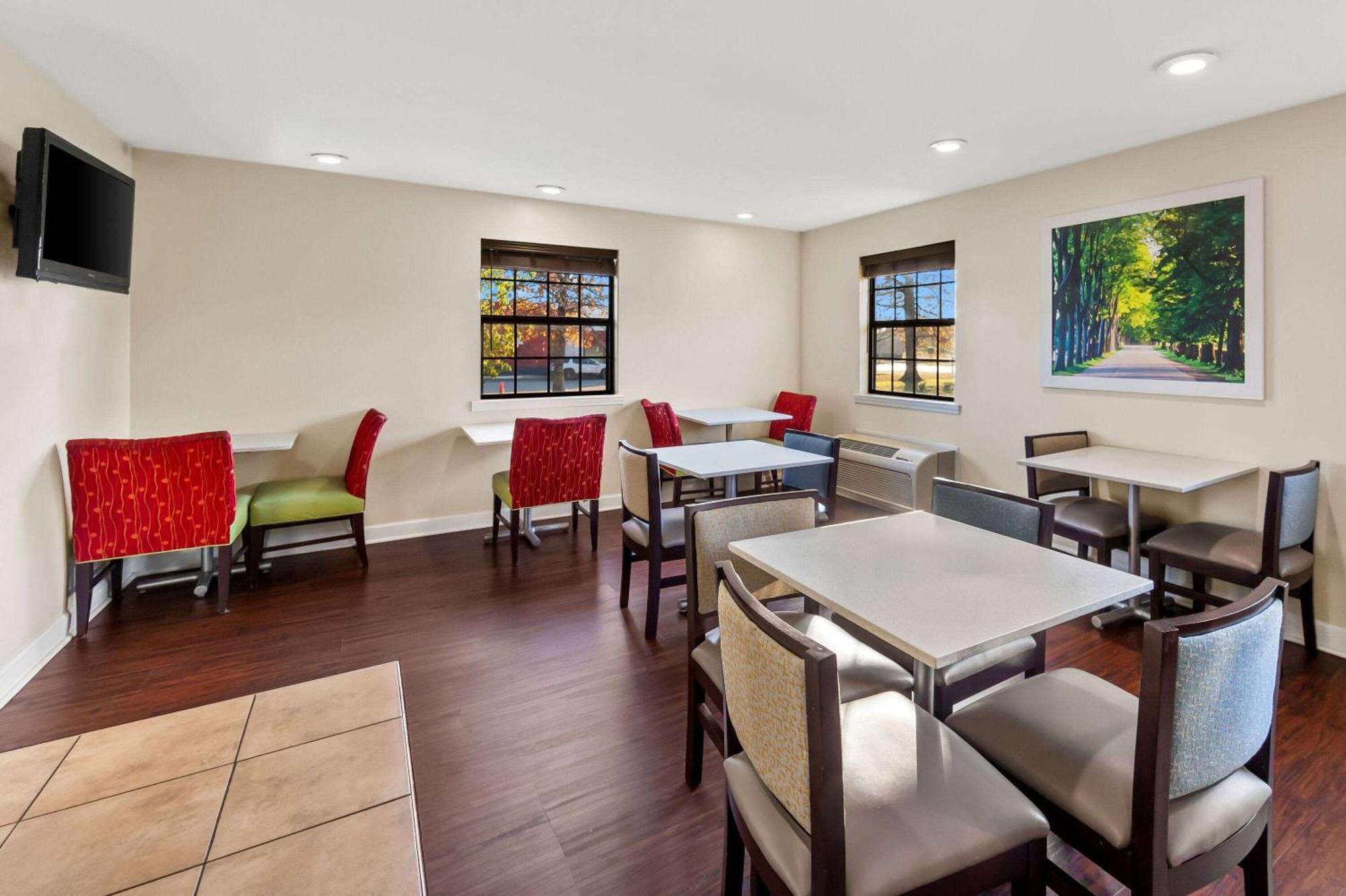 Days Inn By Wyndham Brownsville Eksteriør bilde